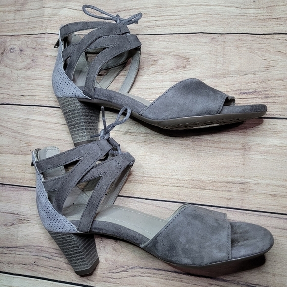 Ara Raquel Suede Lace-up Heel Size 4 In Color Gray. *check Pictures - Picture 1 of 14
